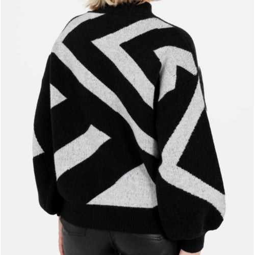 Black and grey geometric jumper